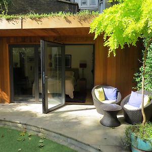 Romantic Bungalow In Notting Hill